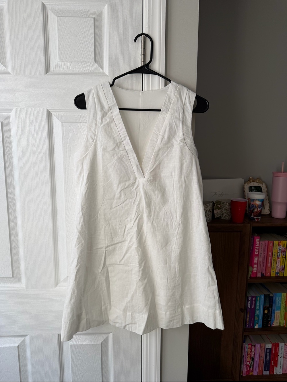 SHEIN White Deep V-Neck Sleeveless Mini Dress